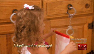 Illustration for article titled Toddlers & Tiaras: Crowning A Little Boy As "Little Miss Glitz"